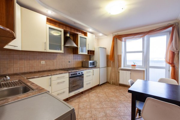 3-комнатная квартира по адресу Независимости просп., д. 185 - фото 1