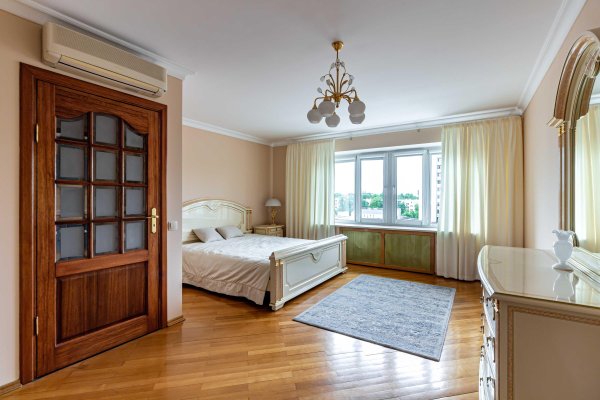 3-комнатная квартира по адресу Машерова просп., д. 54 - фото 5