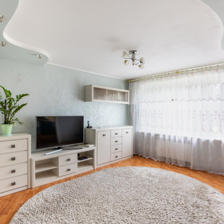 Фотография 3-комнатная квартира по адресу Семенова ул., д. 11 - фото 2