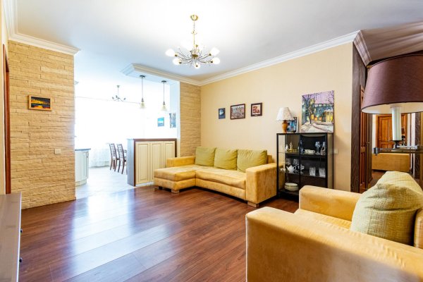 4-комнатная квартира по адресу Дзержинского просп., д. 84 - фото 10