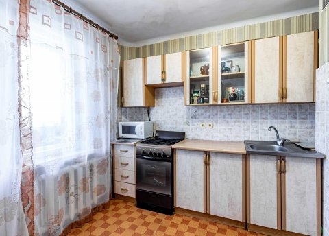 1-комнатная квартира по адресу Ротмистрова ул., д. 62 - фото 1