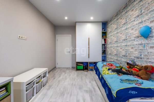 4-комнатная квартира по адресу Дзержинского просп., д. 15 - фото 19