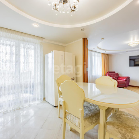 Фотография 3-комнатная квартира по адресу Героев 120 Дивизии ул., д. 17 - фото 3