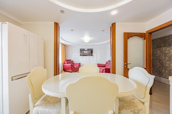 3-комнатная квартира по адресу Героев 120 Дивизии ул., д. 17 - фото 6
