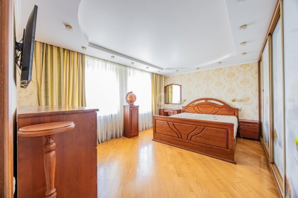 3-комнатная квартира по адресу Героев 120 Дивизии ул., д. 17 - фото 19