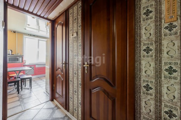 3-комнатная квартира по адресу Космонавтов ул., д. 23 к. 1 - фото 4