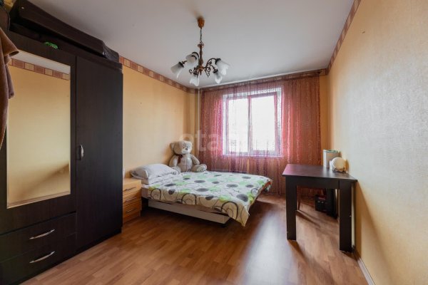3-комнатная квартира по адресу Космонавтов ул., д. 23 к. 1 - фото 6