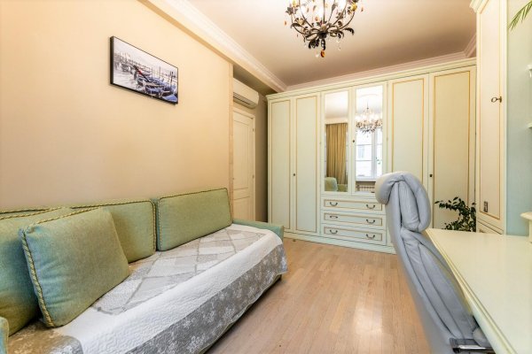 4-комнатная квартира по адресу Коммунистическая ул., д. 18 - фото 13