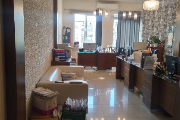 ОФИС в АРЕНДУ - фото 1