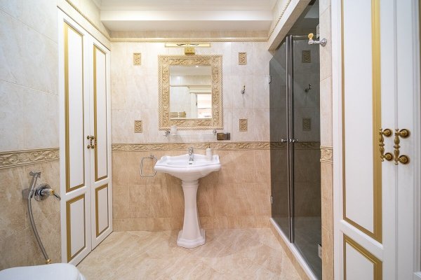 3-комнатная квартира по адресу Тургенева ул., д. 1 - фото 8