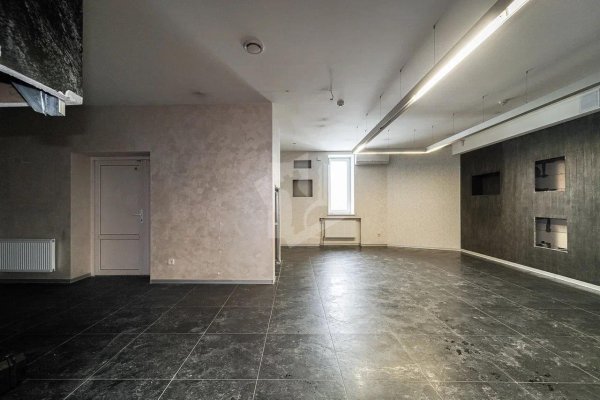 Сдается торговое помещение по адресу г. Минск, Неманская ул., д. 2 - фото 5