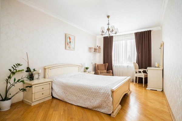 3-комнатная квартира по адресу Есенина ул., д. 79 - фото 11