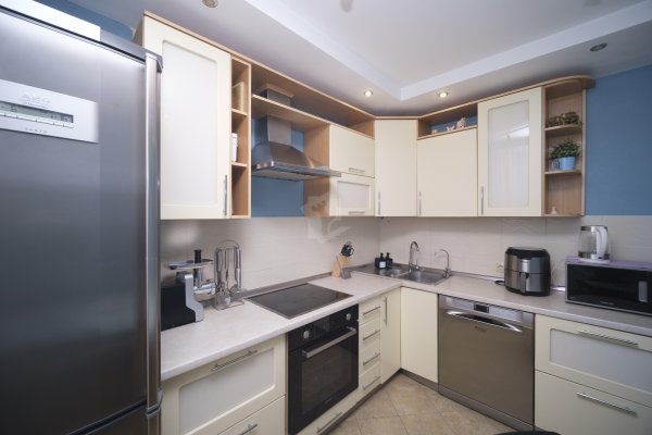 3-комнатная квартира по адресу Есенина ул., д. 79 - фото 3