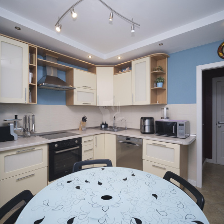 Фотография 3-комнатная квартира по адресу Есенина ул., д. 79 - фото 4