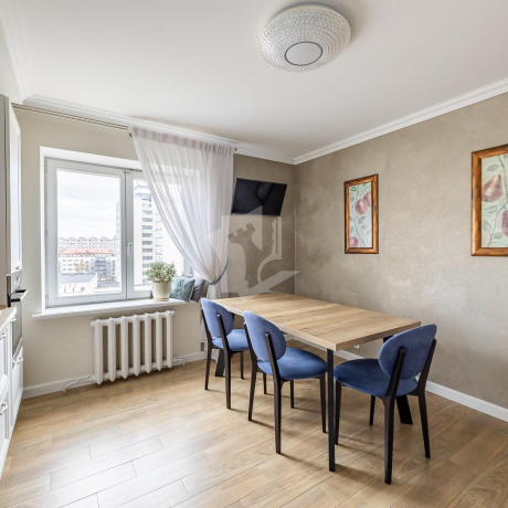 Фотография 5+ -комнатная квартира по адресу Машерова просп., д. 54 - фото 6