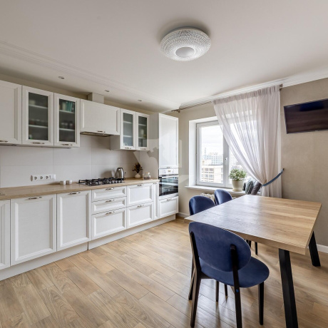 Фотография 5+ -комнатная квартира по адресу Машерова просп., д. 54 - фото 7