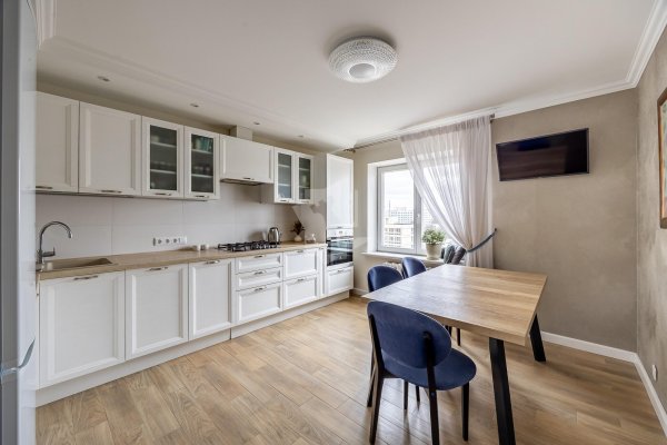 5+ -комнатная квартира по адресу Машерова просп., д. 54 - фото 7