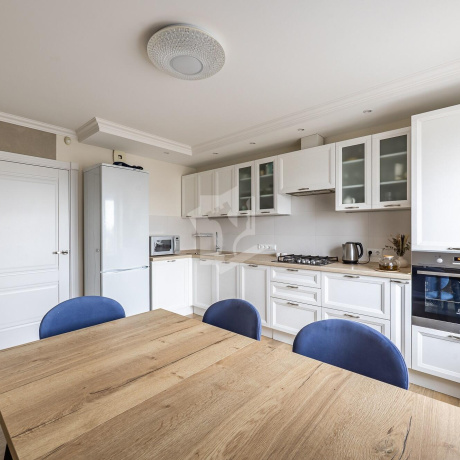 Фотография 5+ -комнатная квартира по адресу Машерова просп., д. 54 - фото 8