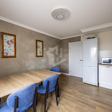 Фотография 5+ -комнатная квартира по адресу Машерова просп., д. 54 - фото 9