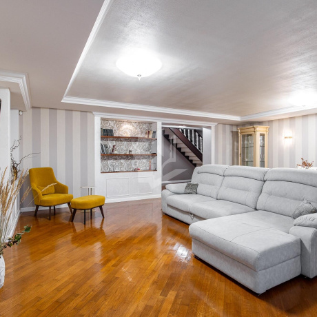 Фотография 5+ -комнатная квартира по адресу Машерова просп., д. 54 - фото 15