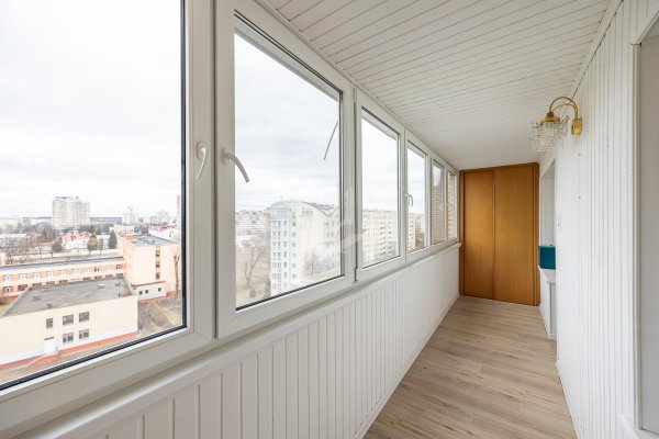 5+ -комнатная квартира по адресу Машерова просп., д. 54 - фото 19