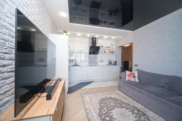 3-комнатная квартира по адресу Дзержинского просп., д. 76 - фото 7