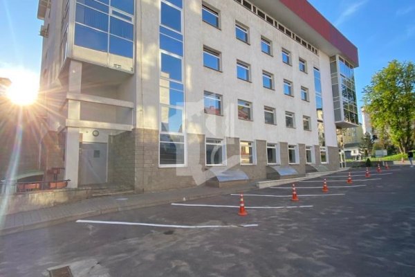 Сдается торговое помещение по адресу г. Минск, Замковая ул., д. 27 - фото 4