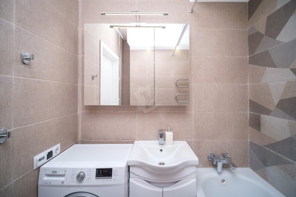 2-комнатная квартира по адресу Победителей просп., д. 135 к. а - фото 17