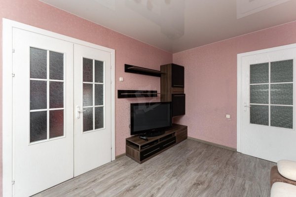 4-комнатная квартира по адресу Каменногорская ул., д. 18 - фото 8