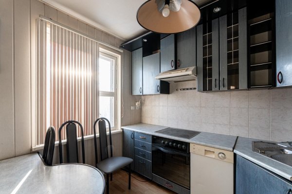 2-комнатная квартира по адресу Одинцова ул., д. 18 к. 1 - фото 2