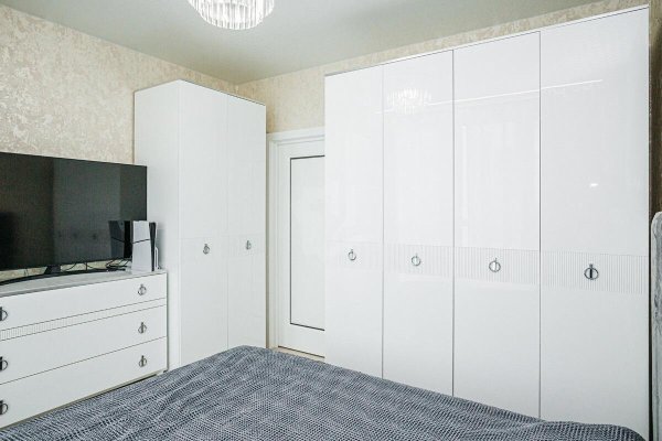 2-комнатная квартира по адресу Игоря Лученка ул., д. 1 - фото 10
