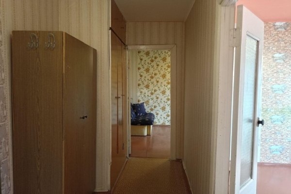 2-комнатная квартира по адресу Микрорайон 1 м-н, д. 17 - фото 9
