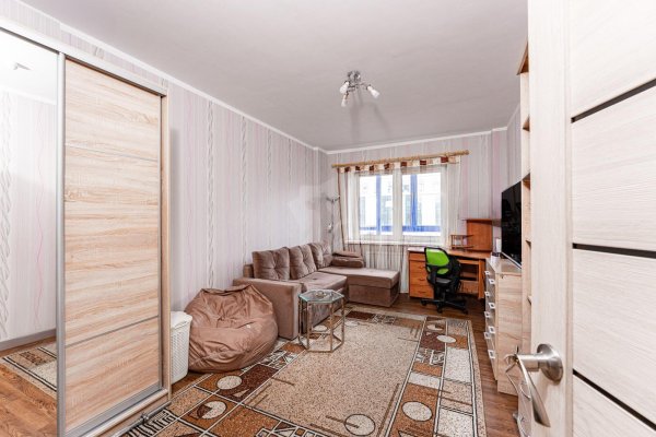 4-комнатная квартира по адресу Дзержинского просп., д. 20 - фото 7