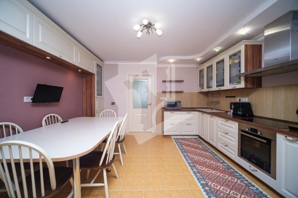 4-комнатная квартира по адресу Острошицкая ул., д. 8 - фото 13