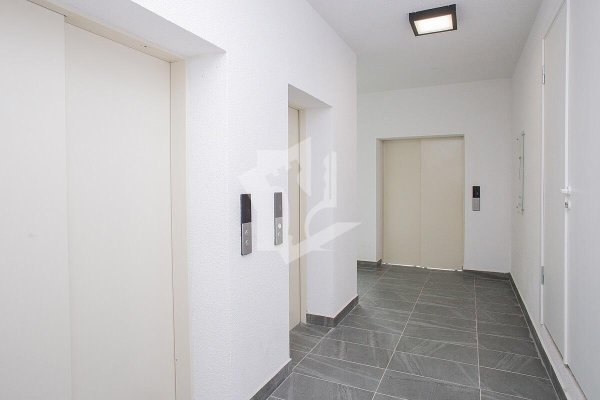 1-комнатная квартира по адресу Леонида Щемелёва ул., д. 30 - фото 15