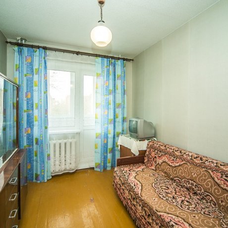 Фотография 4-комнатная квартира по адресу Уборевича ул., д. 164 - 6