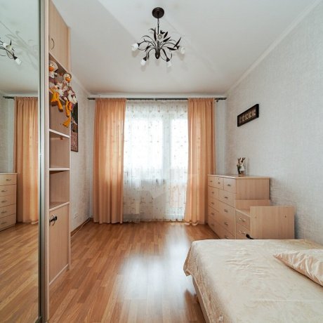 Фотография 4-комнатная квартира по адресу Притыцкого ул., д. 72 - 9