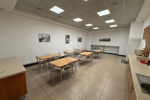 Сдается торговое помещение по адресу г. Минск, Фабрициуса ул., д. 8 к. б - фото 1