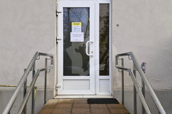 Сдается торговое помещение по адресу г. Минск, Красная ул., д. 13 - фото 1