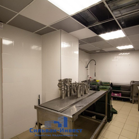 Фотография Сдается торговое помещение по адресу г. Минск, Купалы ул., д. 25 - фото 4