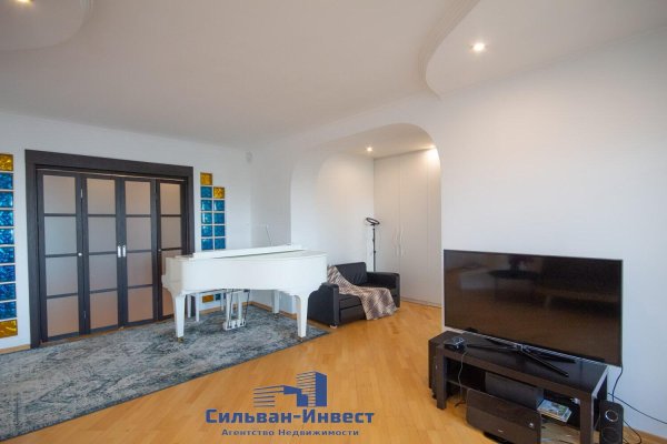 4-комнатная квартира по адресу Независимости просп., д. 181 - фото 17
