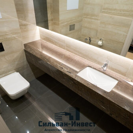 Фотография 5+ -комнатная квартира по адресу Победителей просп., д. 135 к. Б - фото 19