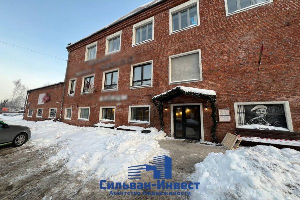 Сдается торговое помещение по адресу г. Минск, Октябрьская ул., д. 23 - фото 1