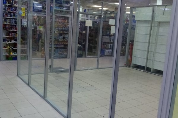 Сдам в аренду павильон в ТЦ недорого.  Торговля, офис, услуги - фото 1