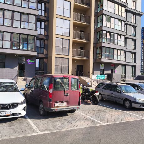 Фотография Продажа торгового помещения ул. Лученка, 27 - фото 2