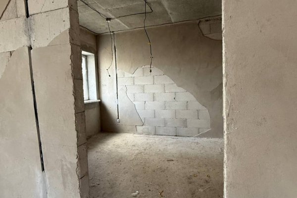 Продается административно-торговое помещение без отделки. Прекрасная локация. - фото 7