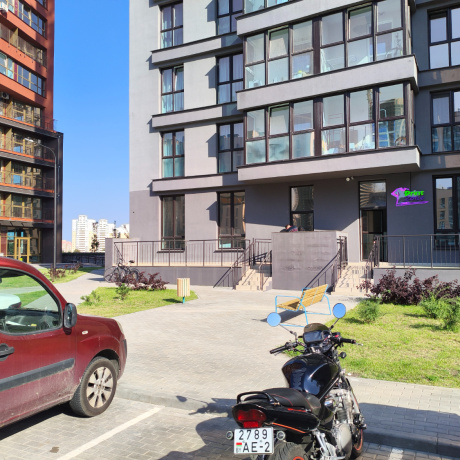 Фотография Продажа торгового помещения ул. Лученка, 27 - фото 4