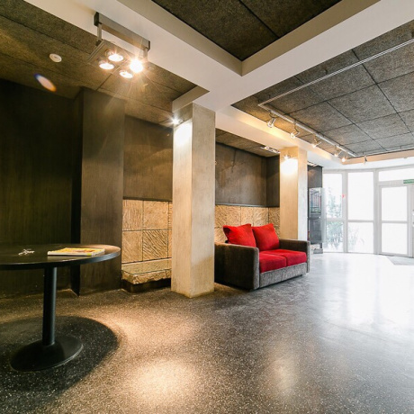 Фотография Помещение с дизайнерским ремонтом в центре города - фото 1