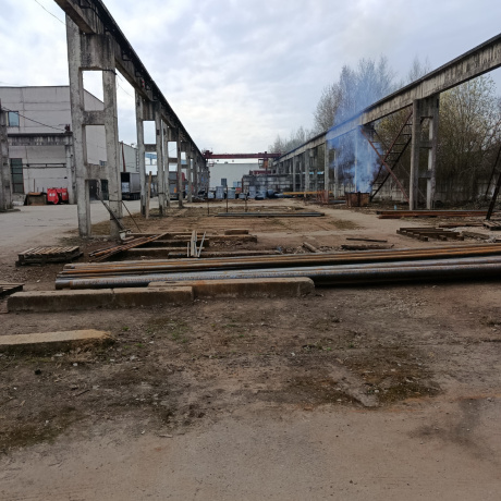 Фотография Сдача в аренду бетонированной площадки  800-1000  квадратных метров - фото 1