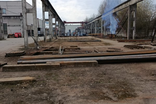 Сдача в аренду бетонированной площадки  800-1000  квадратных метров - фото 1